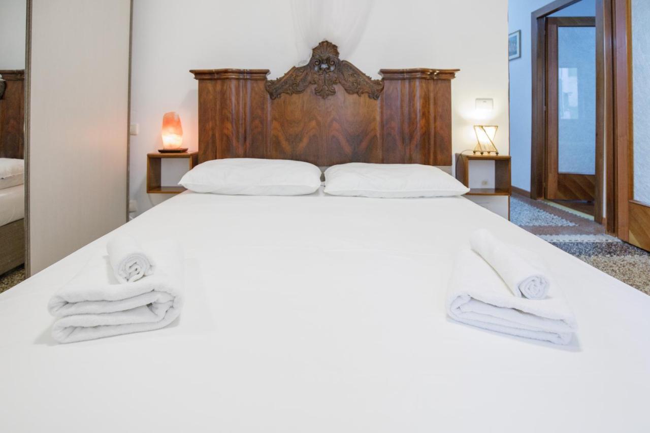 Gozzi House - Comoda Casa - Free Parking - Easy To Venice! Mestre Bagian luar foto