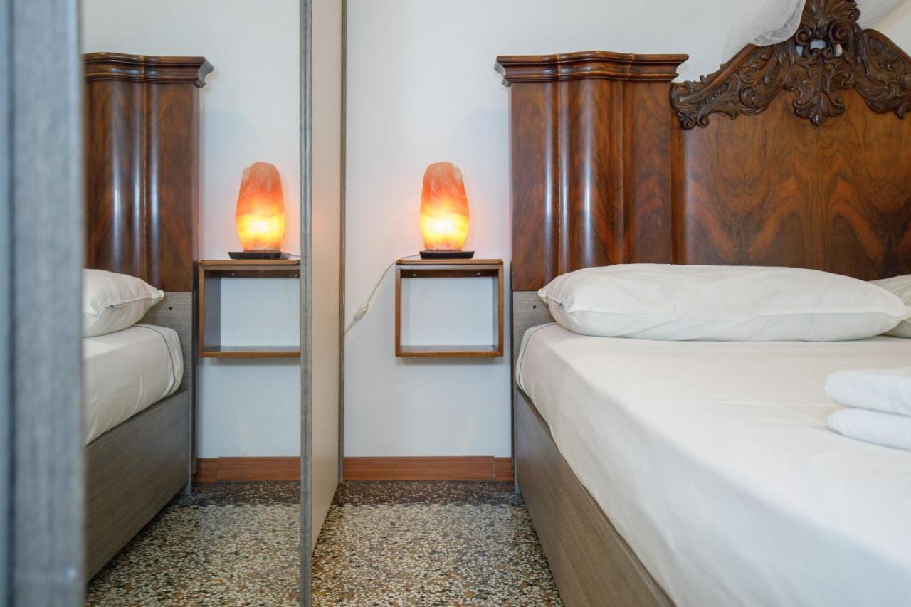 Gozzi House - Comoda Casa - Free Parking - Easy To Venice! Mestre Bagian luar foto