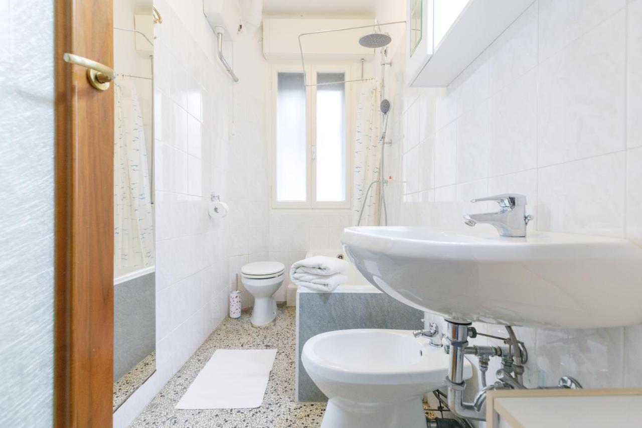 Gozzi House - Comoda Casa - Free Parking - Easy To Venice! Mestre Bagian luar foto